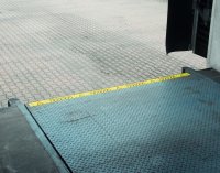 MUSTER: LPS-5125 Bedruckte Bodenmarkierung &quot;Achtung Rampe&quot;